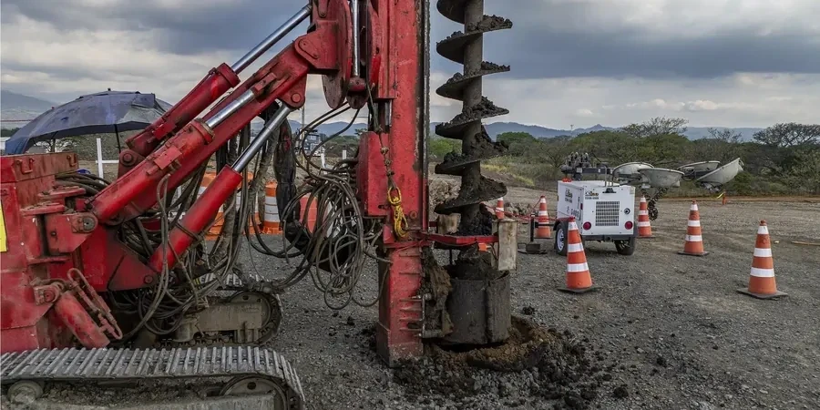 Colonnes Ballastées à La Seyne-sur-Mer : Conception et Réalisation