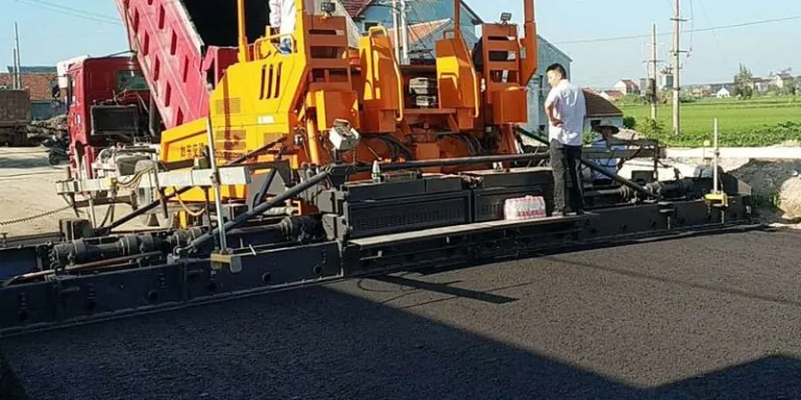 Conception de chaussées souples à La Seyne-sur-Mer : expertise géotechnique pour le Var